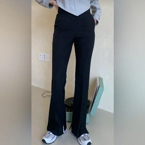 High-Waisted Black Flared Pants with Front Slit - Picture 3 of 4